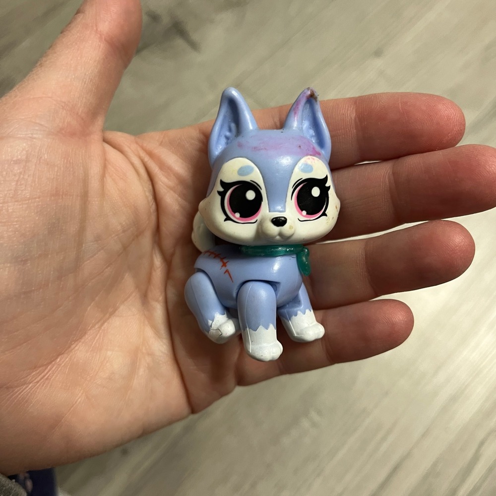 Zuru Pets Alive Boppi Mini Husky Purple White Dog Figure Toy